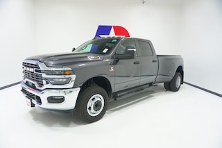 2027 Ram 3500 TRADESMAN CREW CAB 4X4 8' BOX Pickup