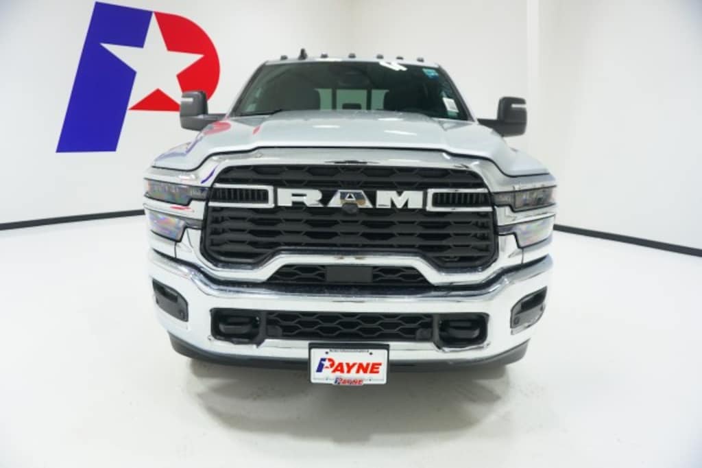 New 2027 Ram 3500 TRADESMAN CREW CAB 4X4 8' BOX Pickup