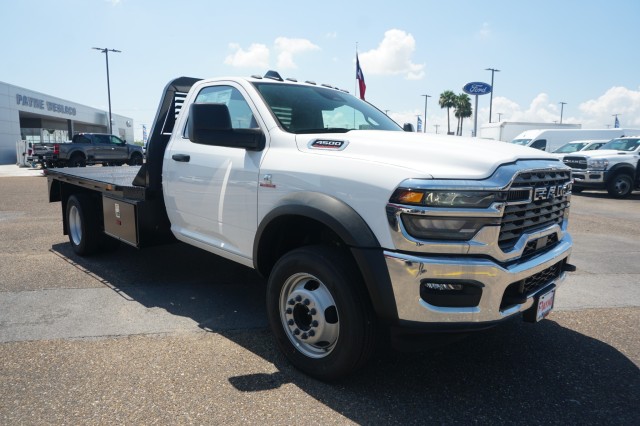 New 2026 Ram 4500 Chassis Cab TRADESMAN REGULAR 4X4 84' CA Pickup