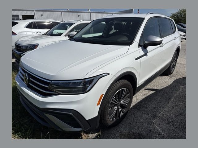 2024 Volkswagen Tiguan SUV 