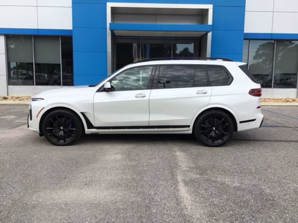Used 2023 BMW X7 xDrive40i SUV
