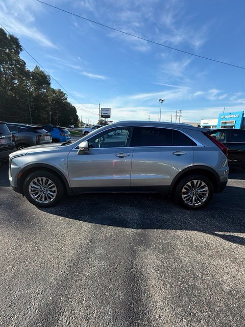 2025 Cadillac XT4