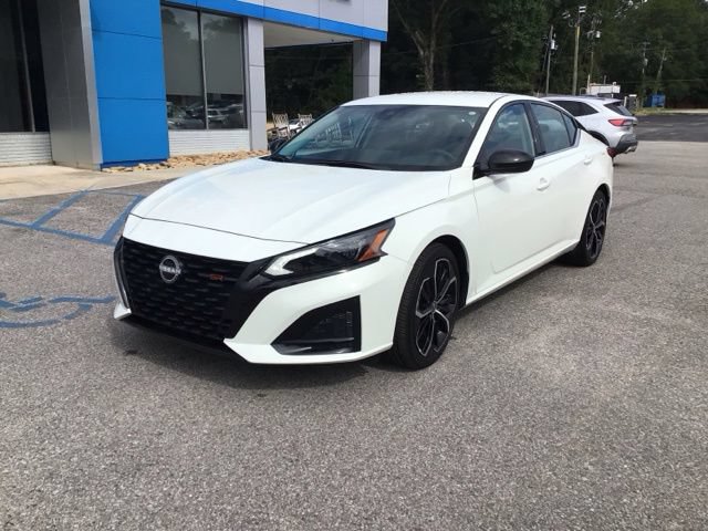 2026 Nissan Altima SR