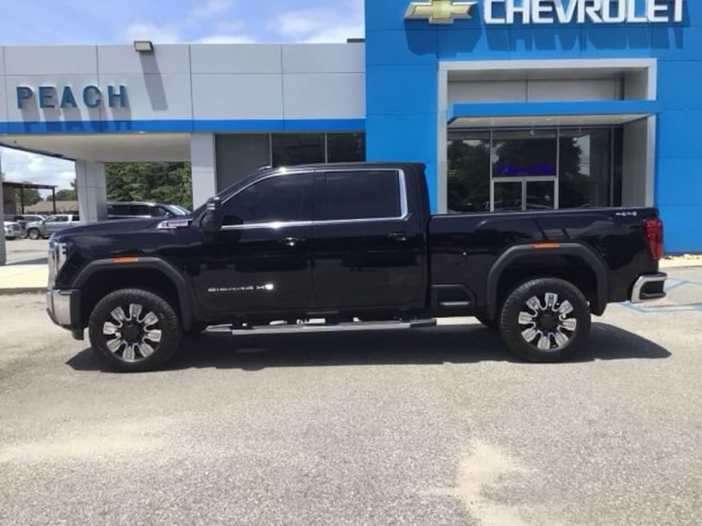 Used 2025 GMC Sierra 2500 HD SLE Truck Crew Cab