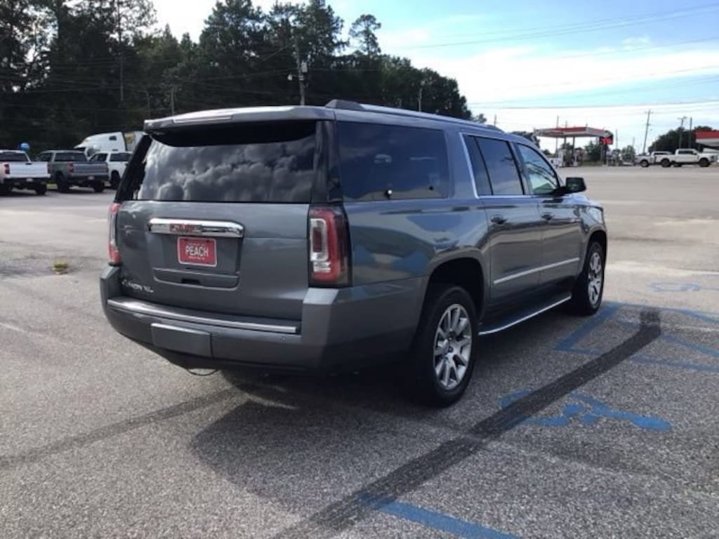 Used 2020 GMC Yukon XL Denali SUV