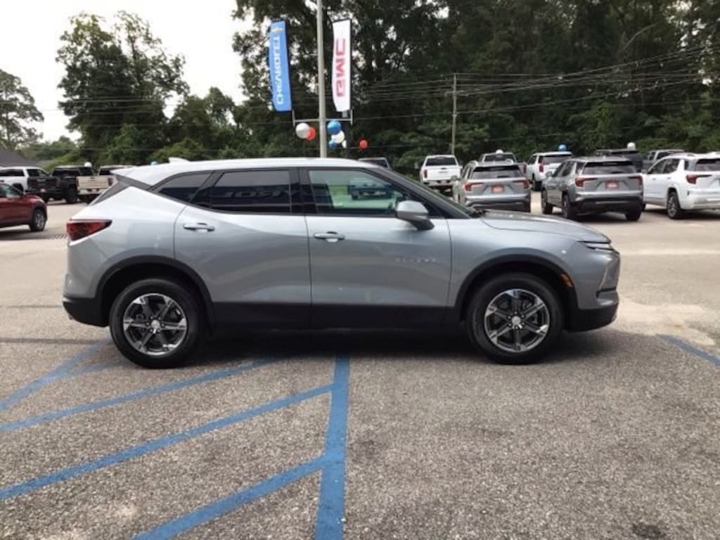 Used 2025 Chevrolet Blazer 2LT SUV