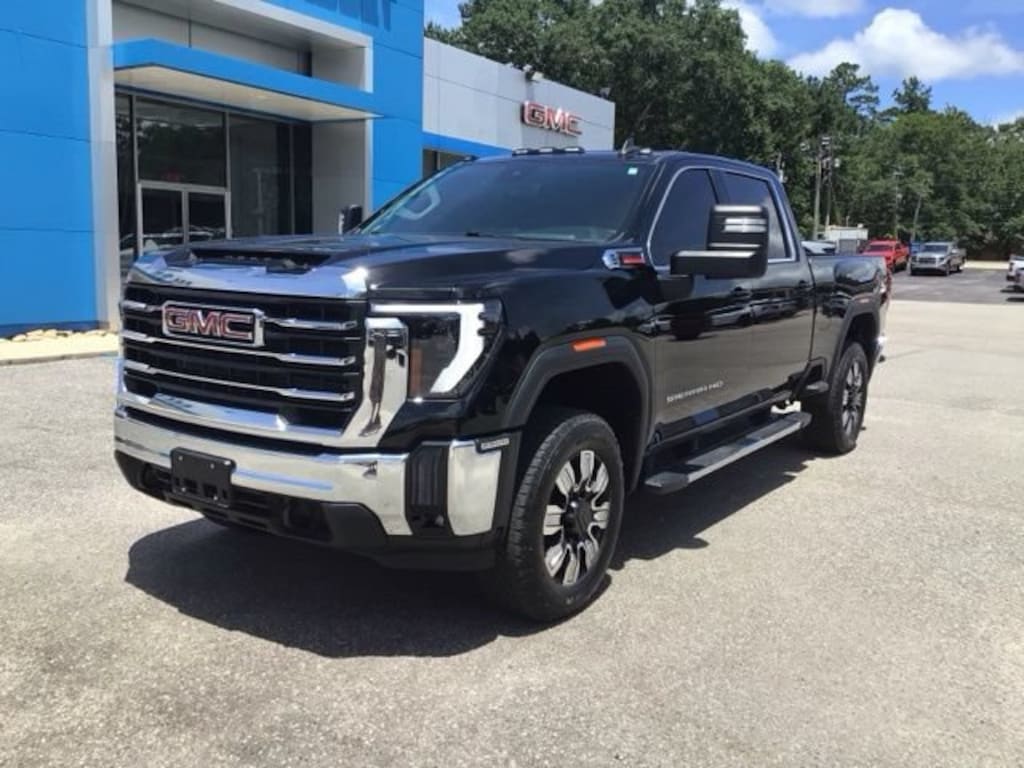 Used 2025 GMC Sierra 2500 HD SLE Truck Crew Cab