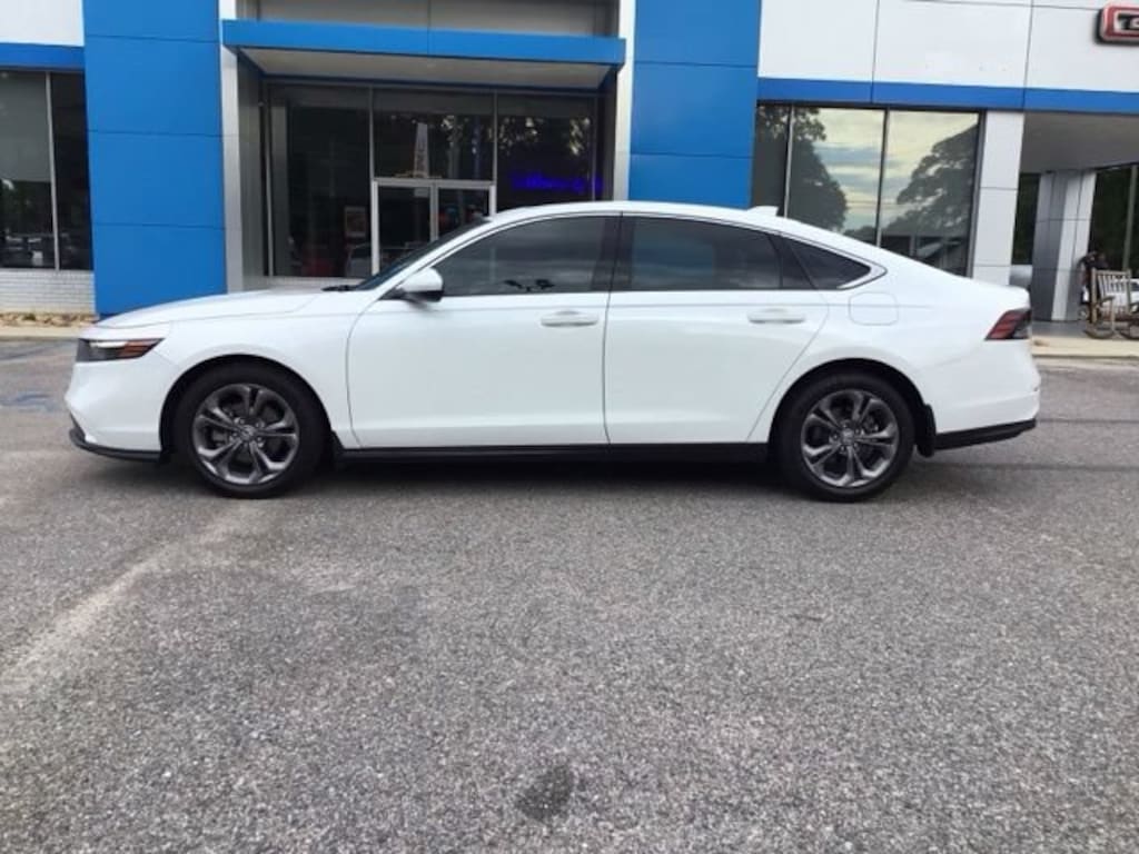 Used 2024 Honda Accord Sedan EX Sedan