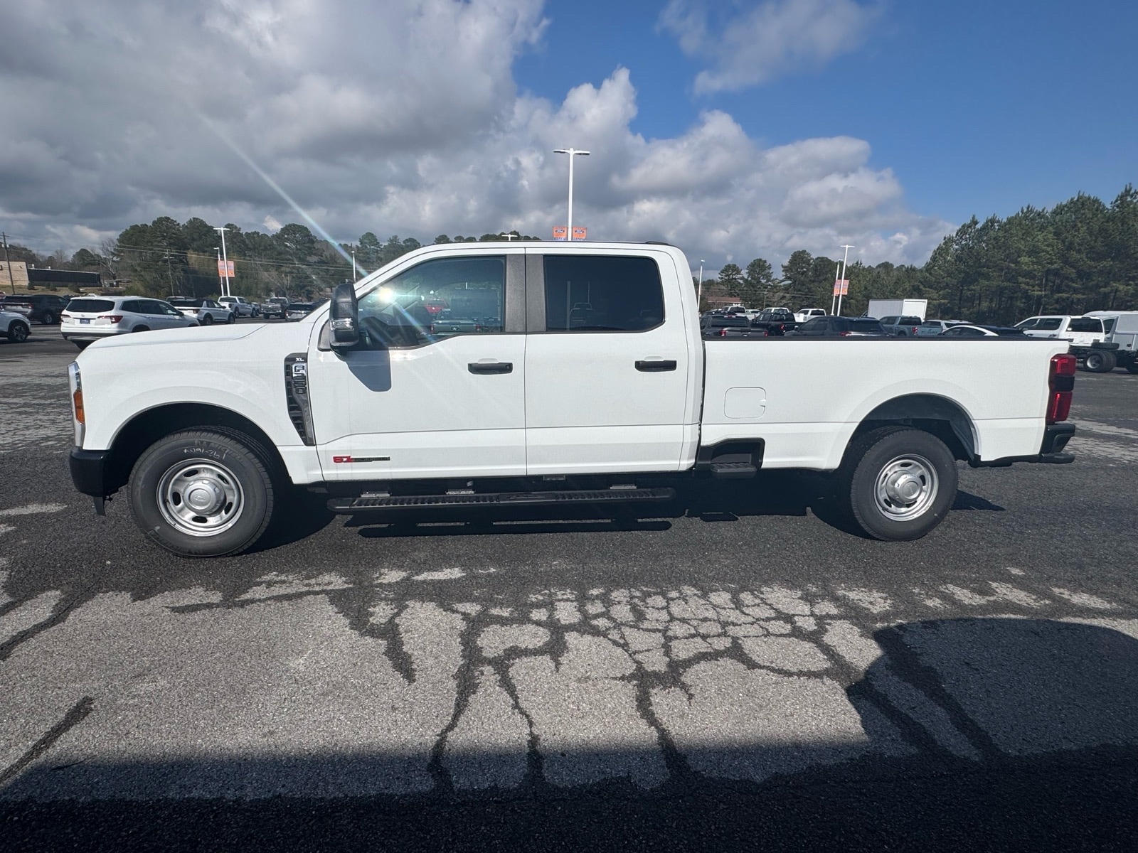 2026 Ford F-350 Super Duty XL - Photo 6