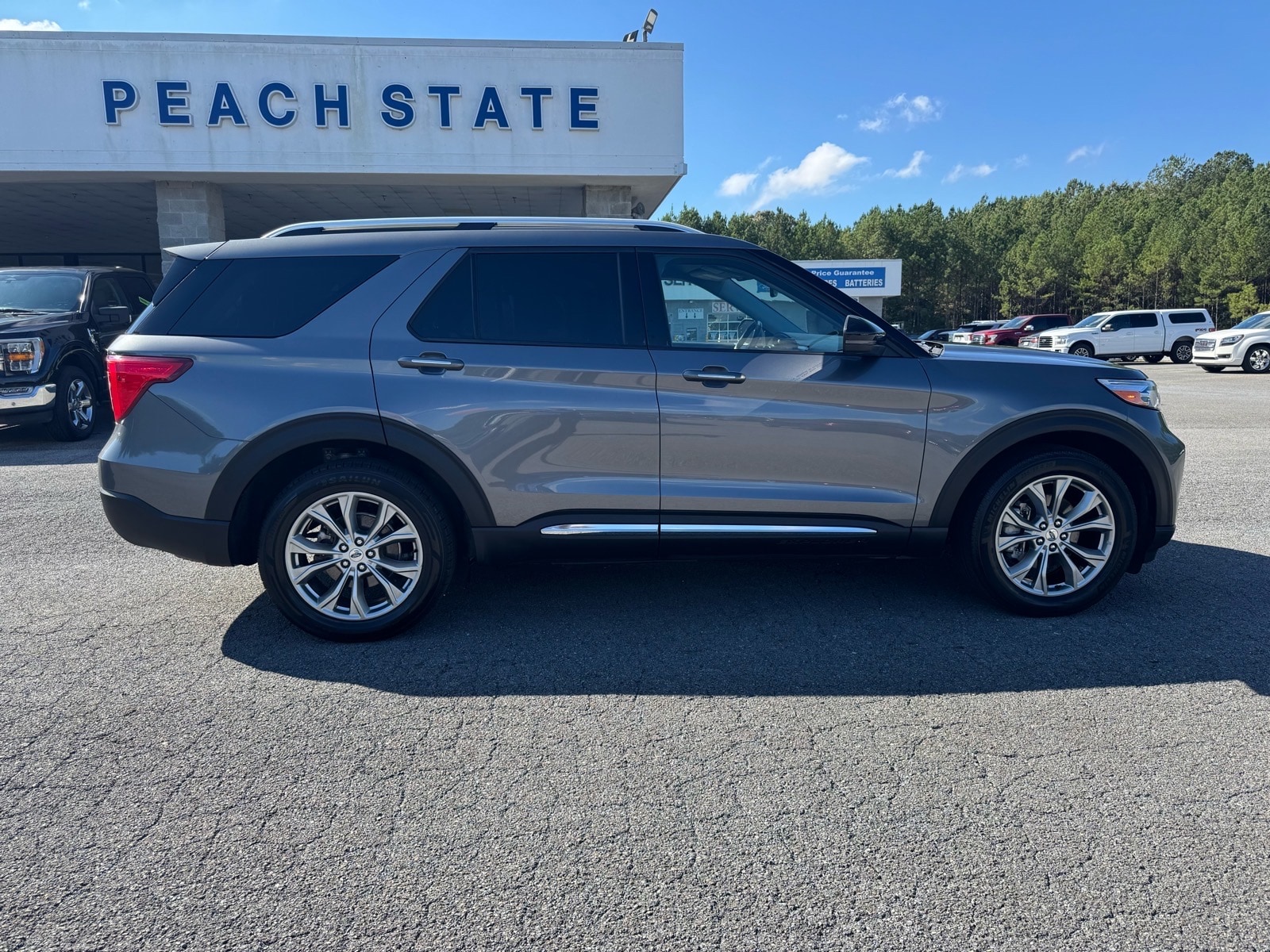 2023 Ford Explorer Limited