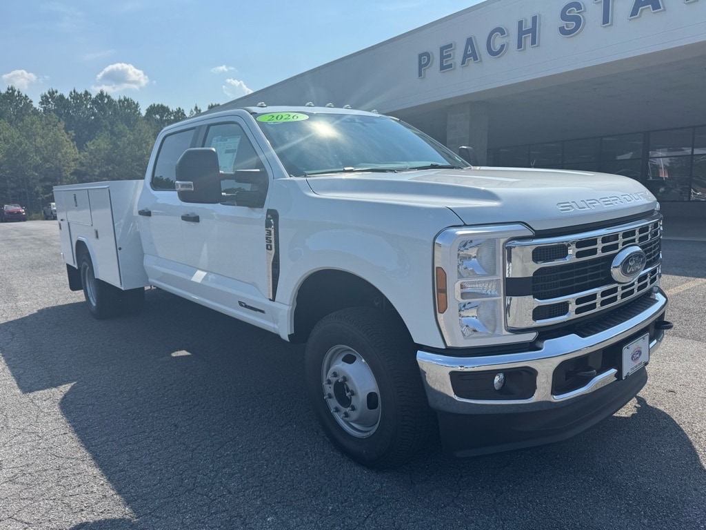 2026 Ford F-350 Super Duty Chassis Cab XL - Photo 2