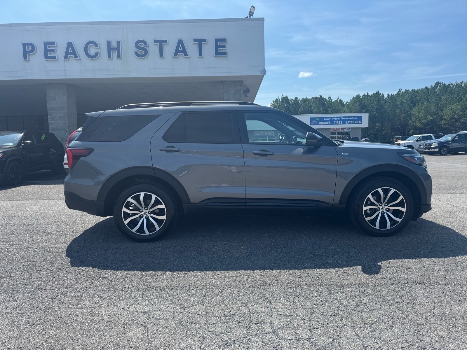 2025 Ford Explorer
