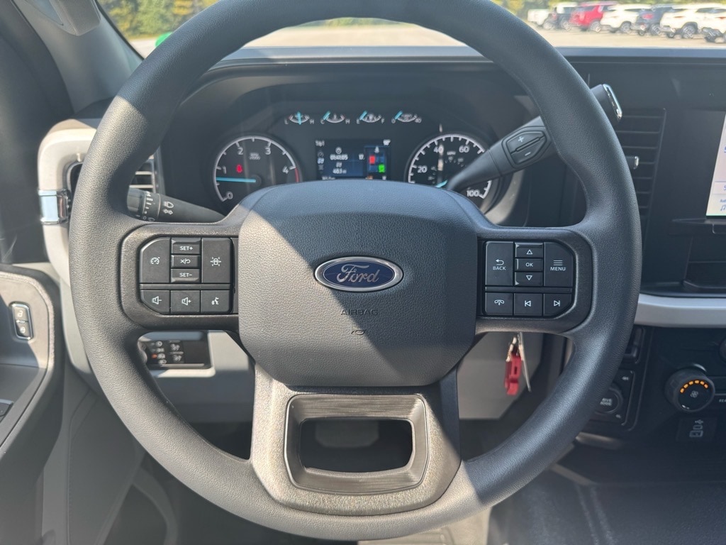 2026 Ford F-350 Super Duty Chassis Cab XL - Photo 22