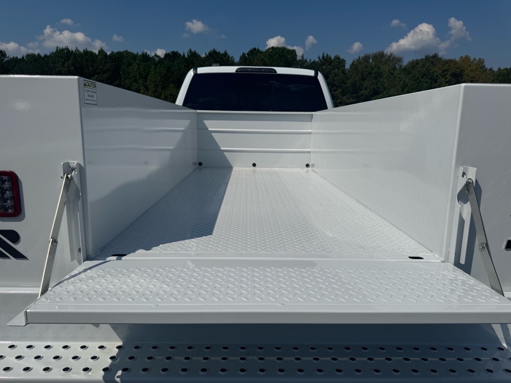 2026 Ford F-350 Super Duty Chassis Cab XL - Photo 18