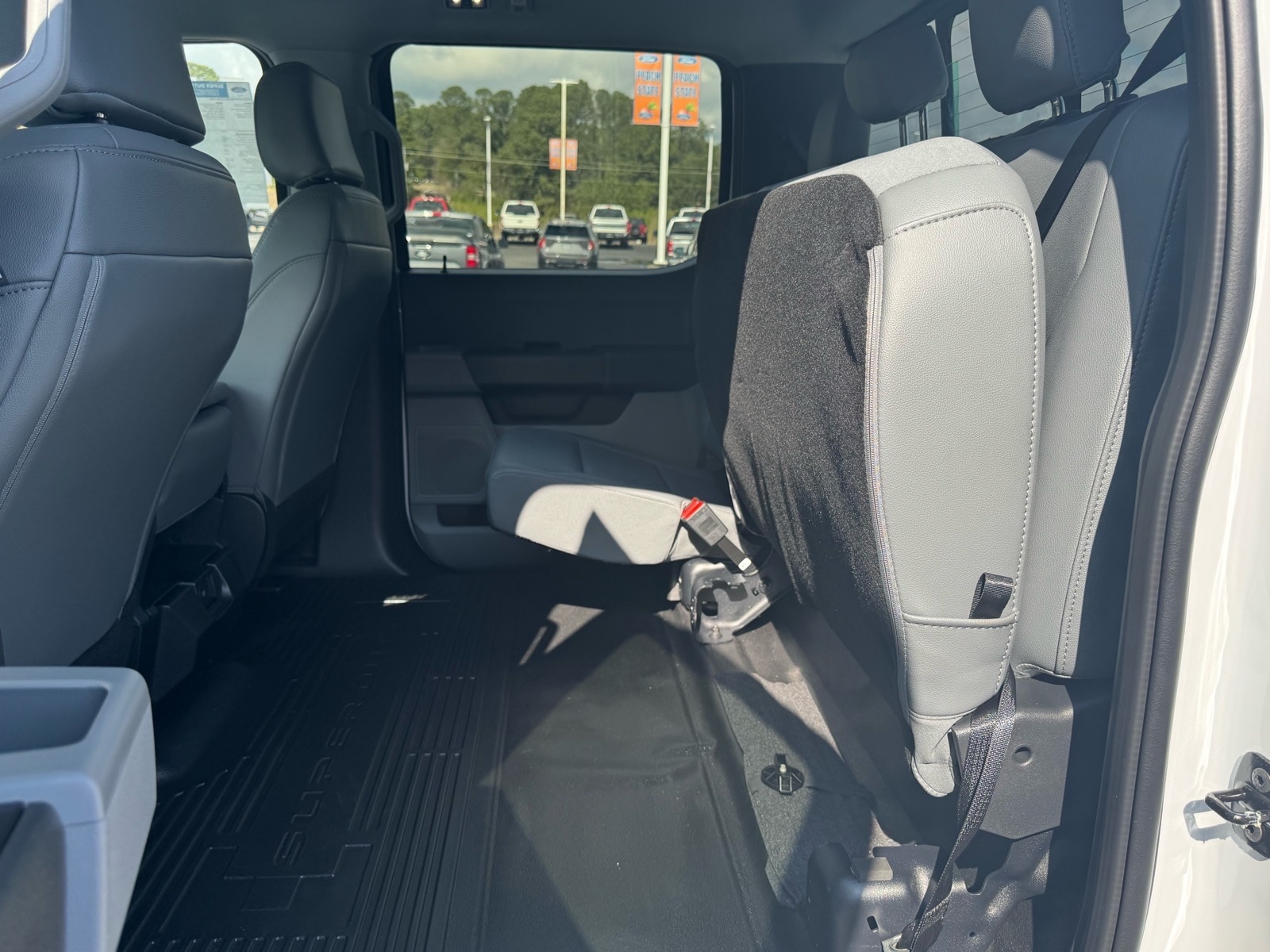 2026 Ford F-350 Super Duty XL - Photo 29