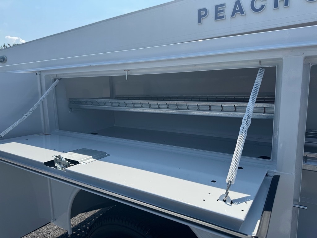 2026 Ford F-350 Super Duty Chassis Cab XL - Photo 11