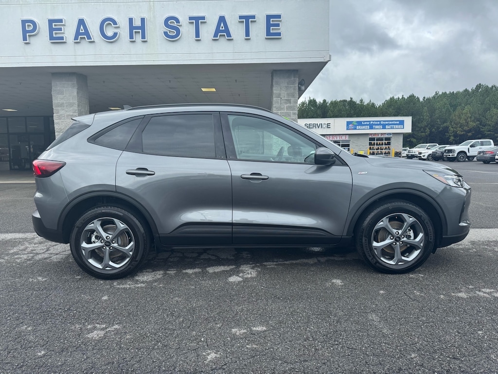 Used 2025 Ford Escape ST-Line Select SUV