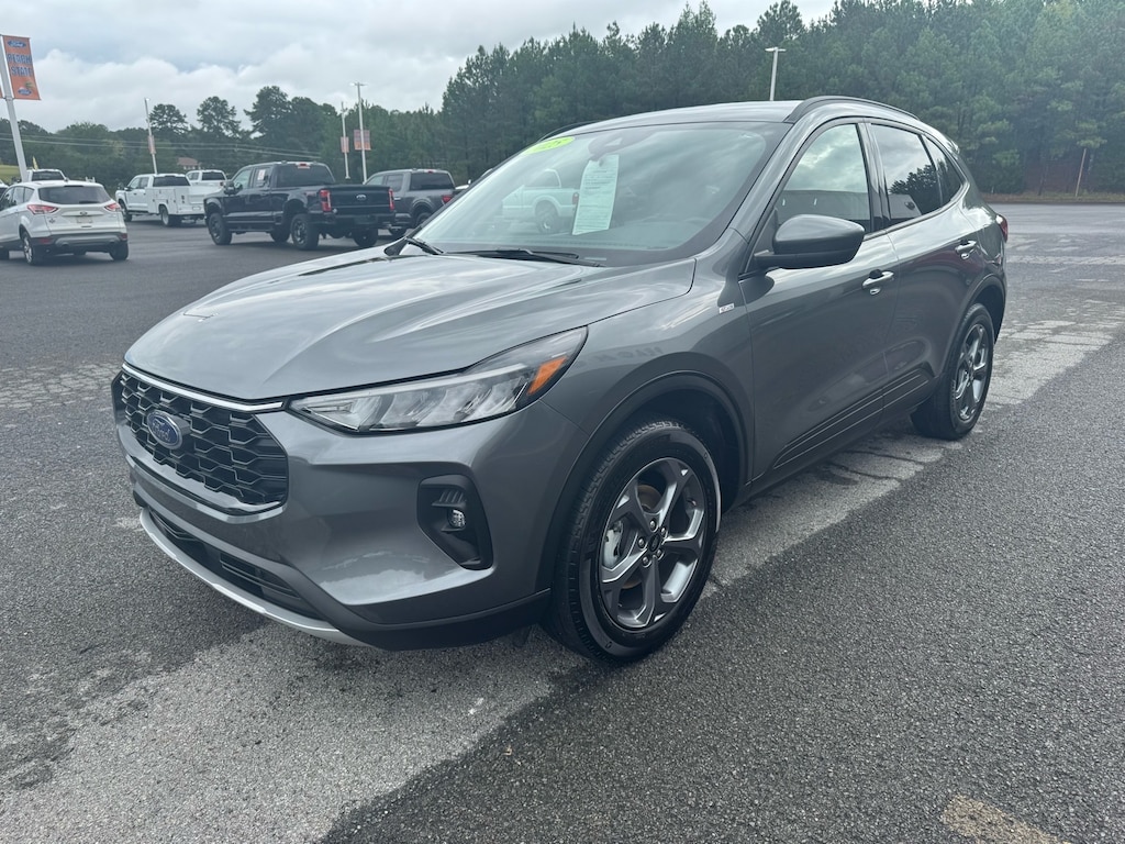 Used 2025 Ford Escape ST-Line Select SUV