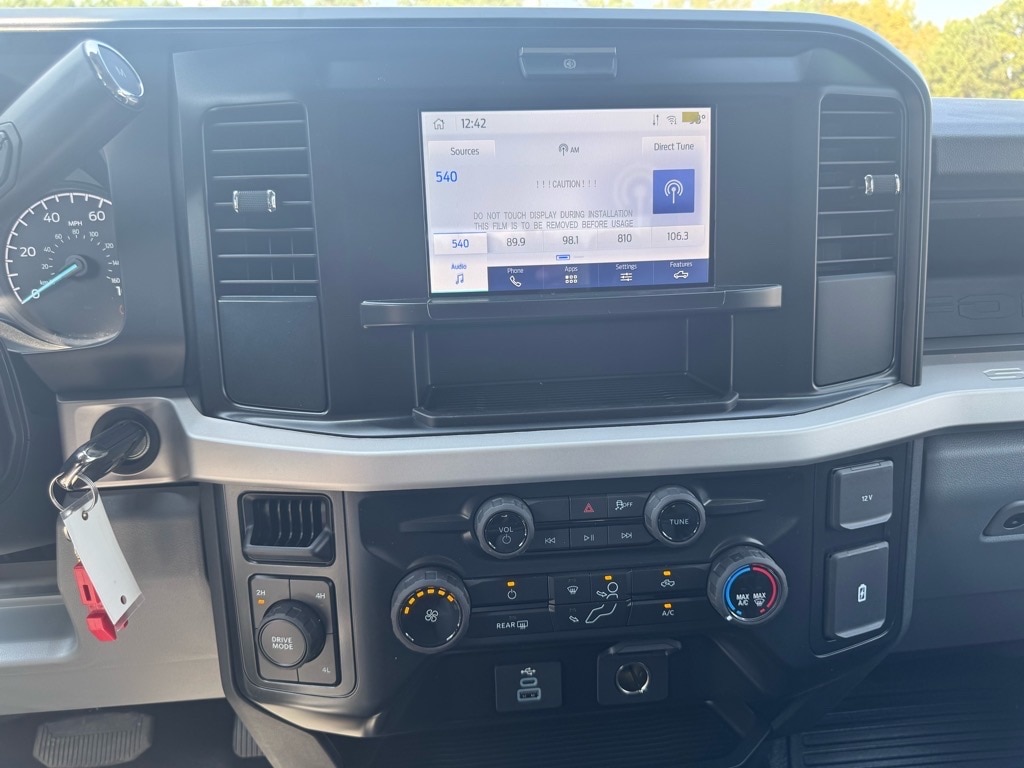 2026 Ford F-350 Super Duty Chassis Cab XL - Photo 28