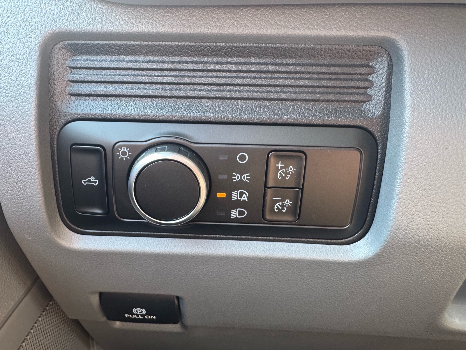 2026 Ford F-350 Super Duty XL - Photo 18