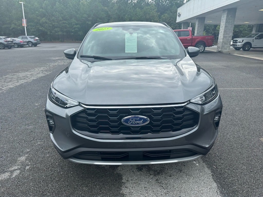 Used 2025 Ford Escape ST-Line Select SUV