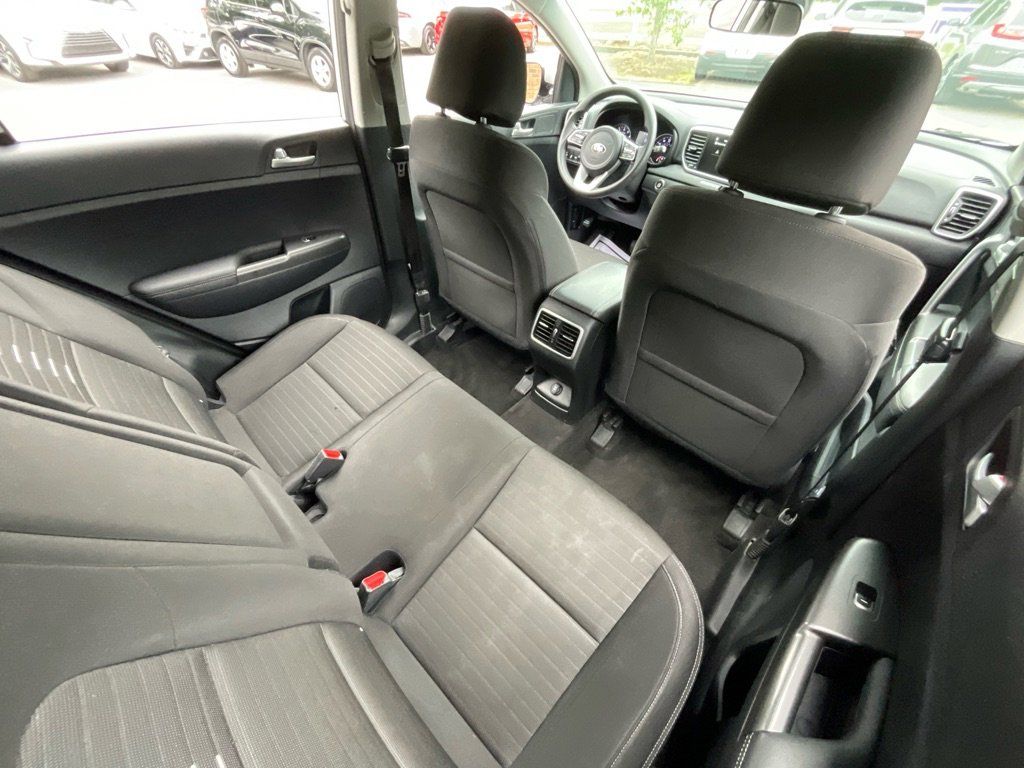 2022 Kia Sportage LX - Photo 32