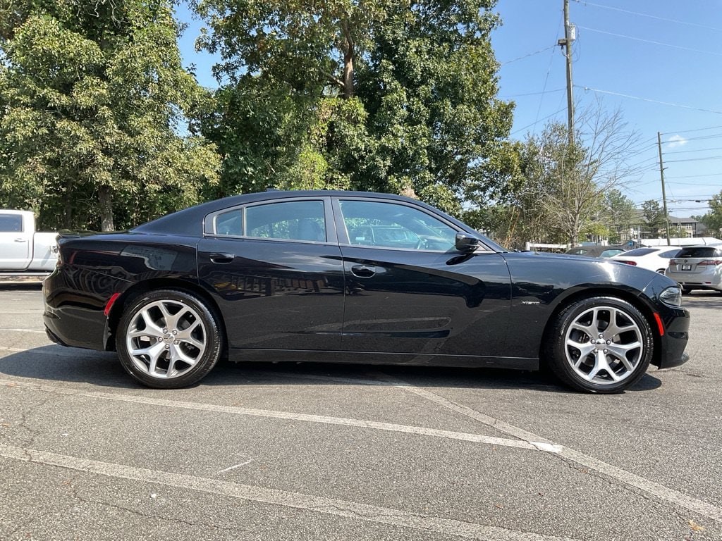 Used 2015 Dodge Charger RT 4dr Car