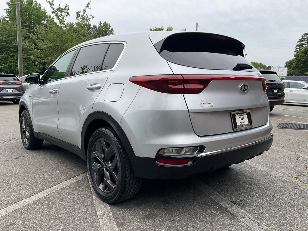 2022 Kia Sportage LX - Photo 7