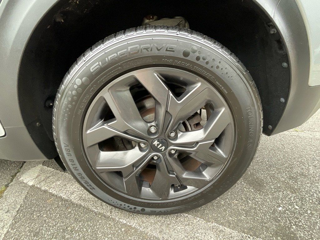2022 Kia Sportage LX - Photo 12