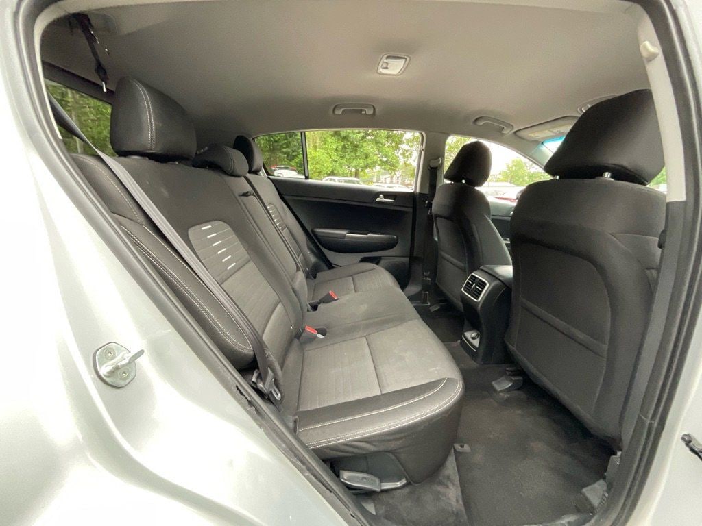 2022 Kia Sportage LX - Photo 31