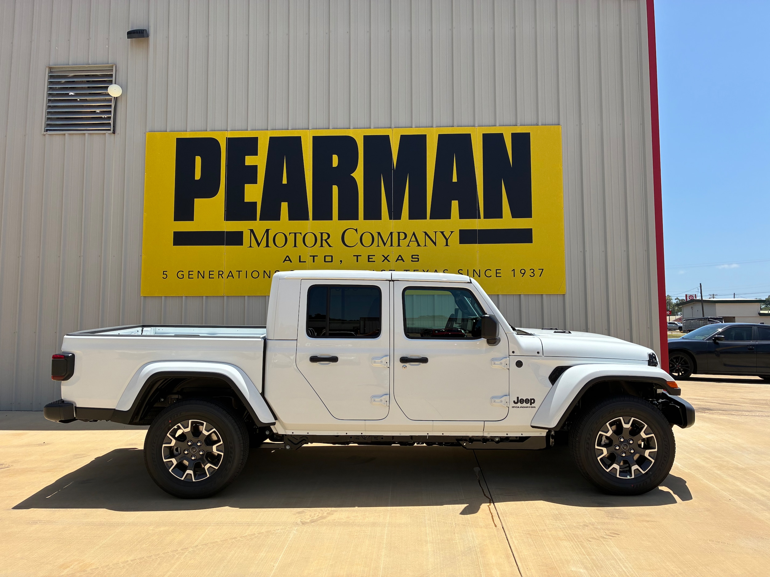 2026 Jeep Gladiator Sahara