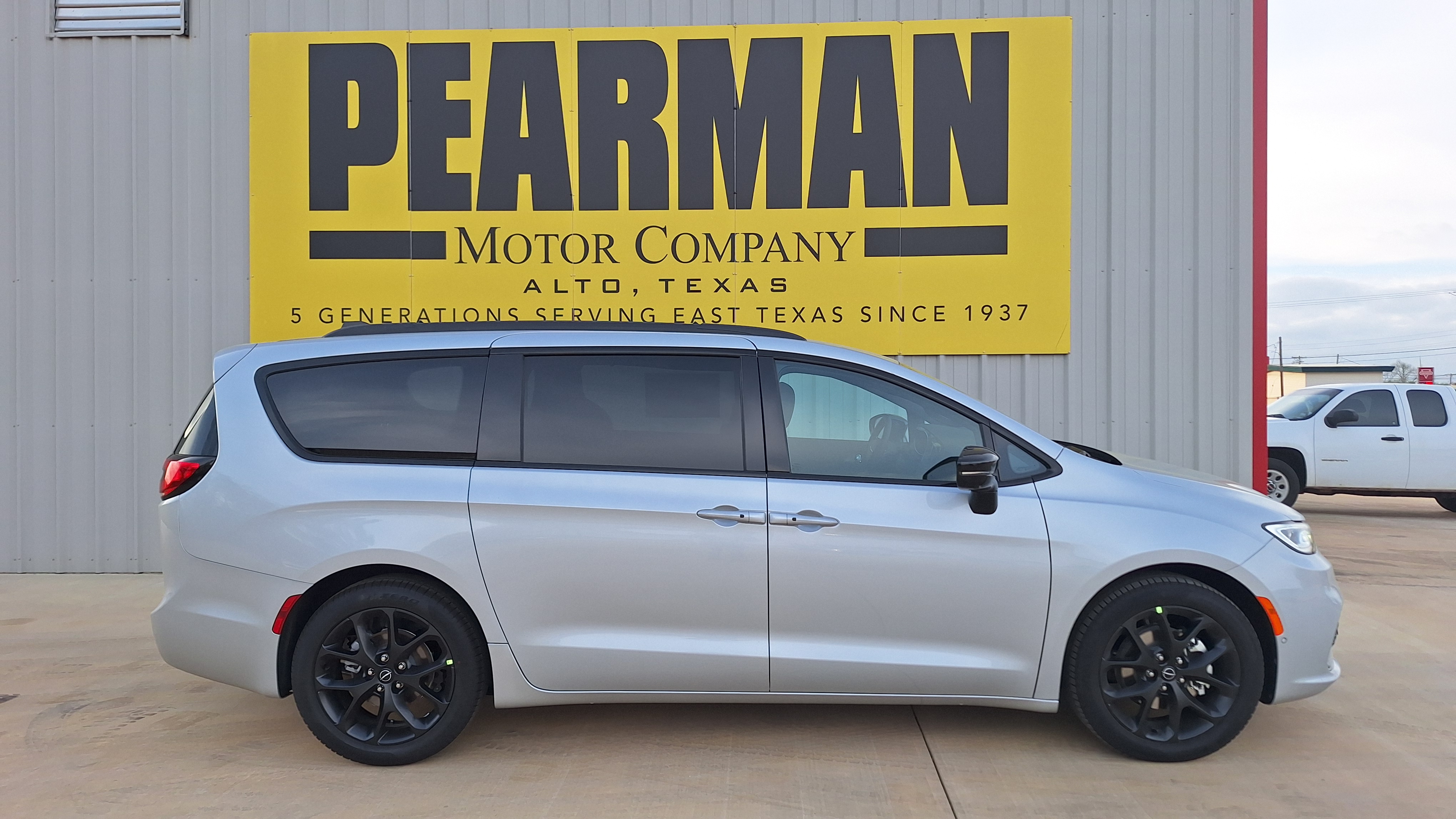 2026 Chrysler Pacifica SELECT Passenger Van TR255509