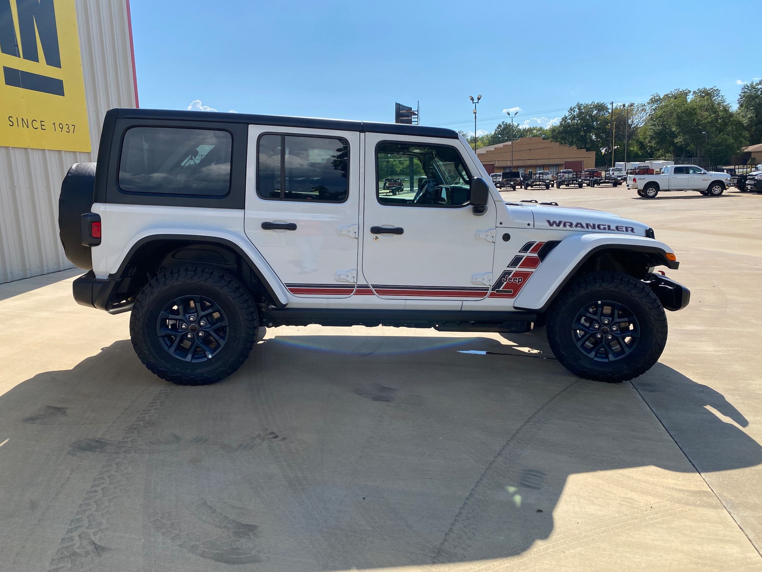 2026 Jeep Wrangler 4-Door Sport
