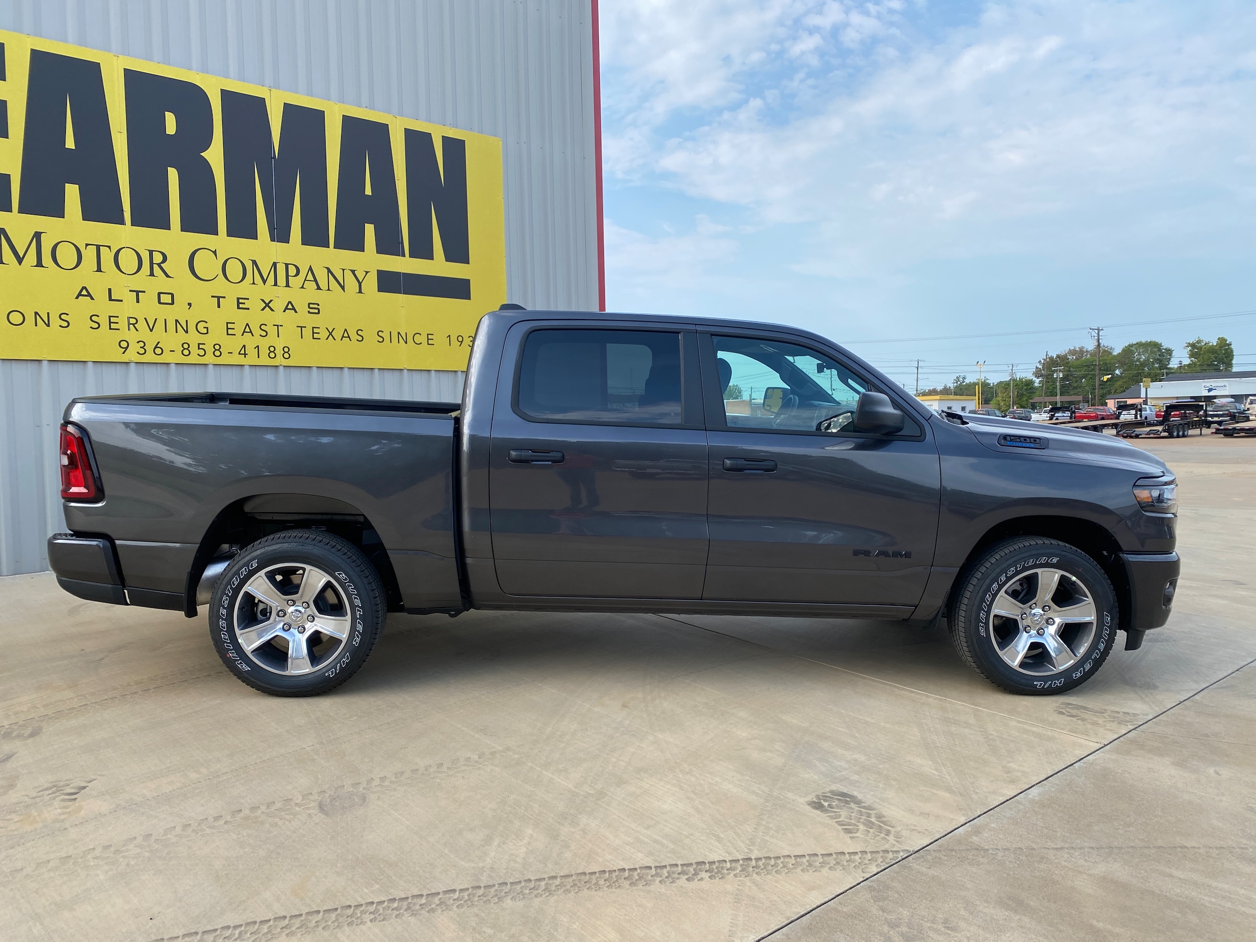 2026 RAM 1500 Pickup Express