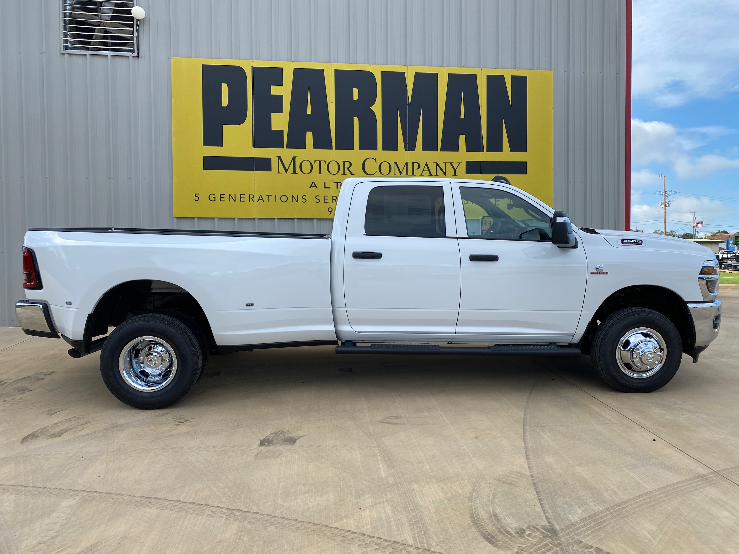 2026 RAM 3500 Pickup Tradesman