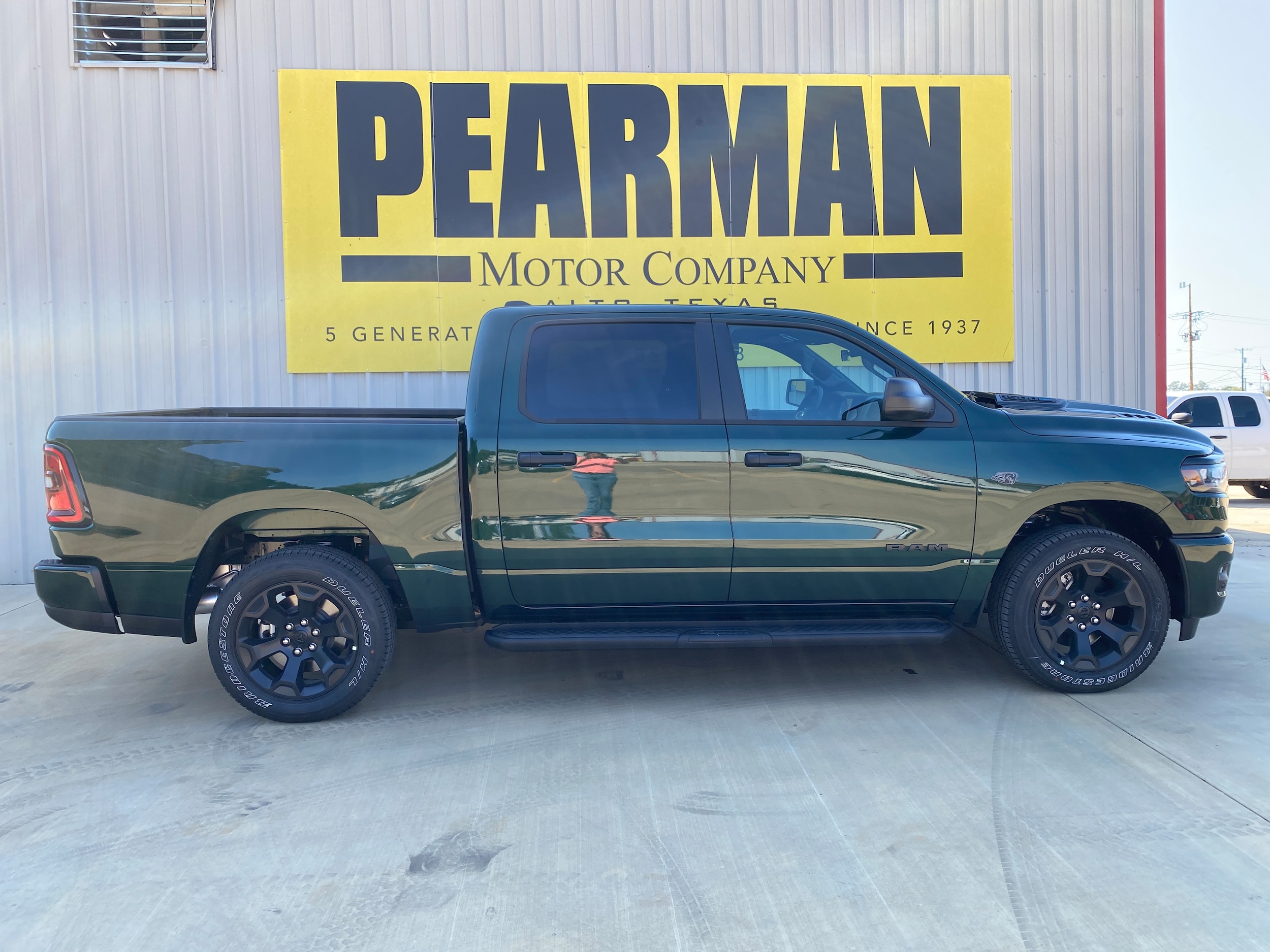 2027 RAM 1500 Pickup Express