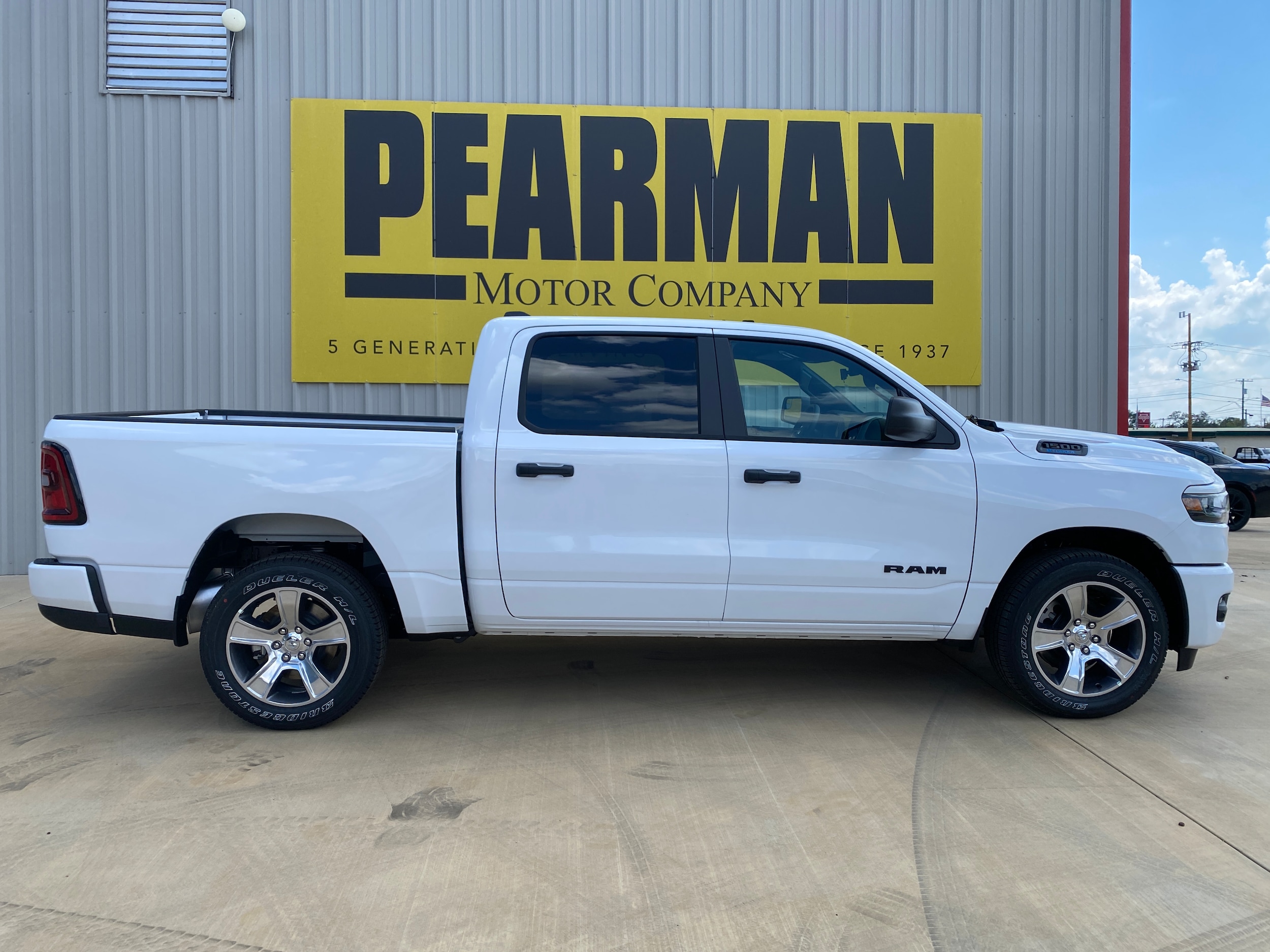 2026 RAM 1500 Pickup Express