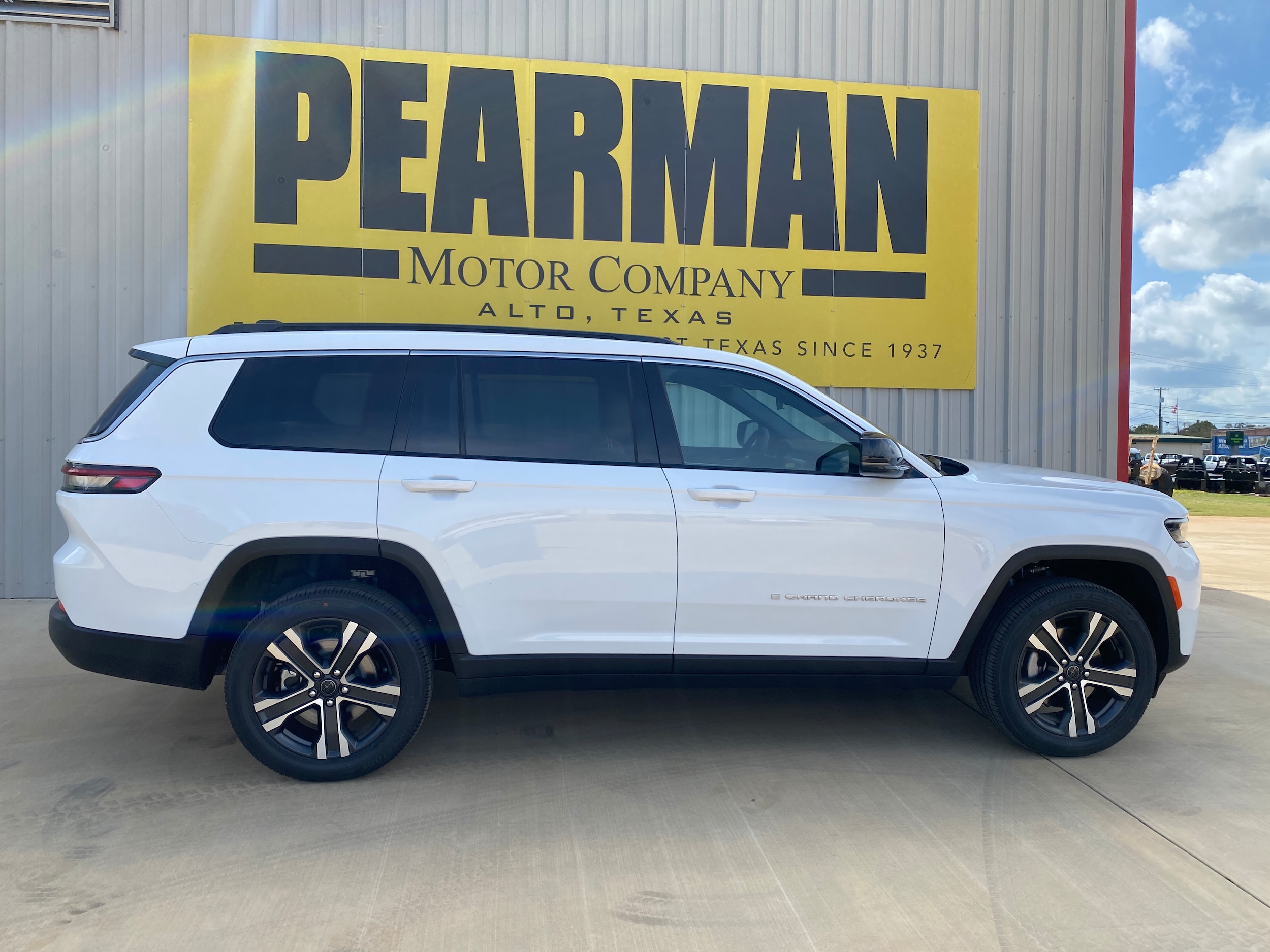2027 Jeep Grand Cherokee L Limited