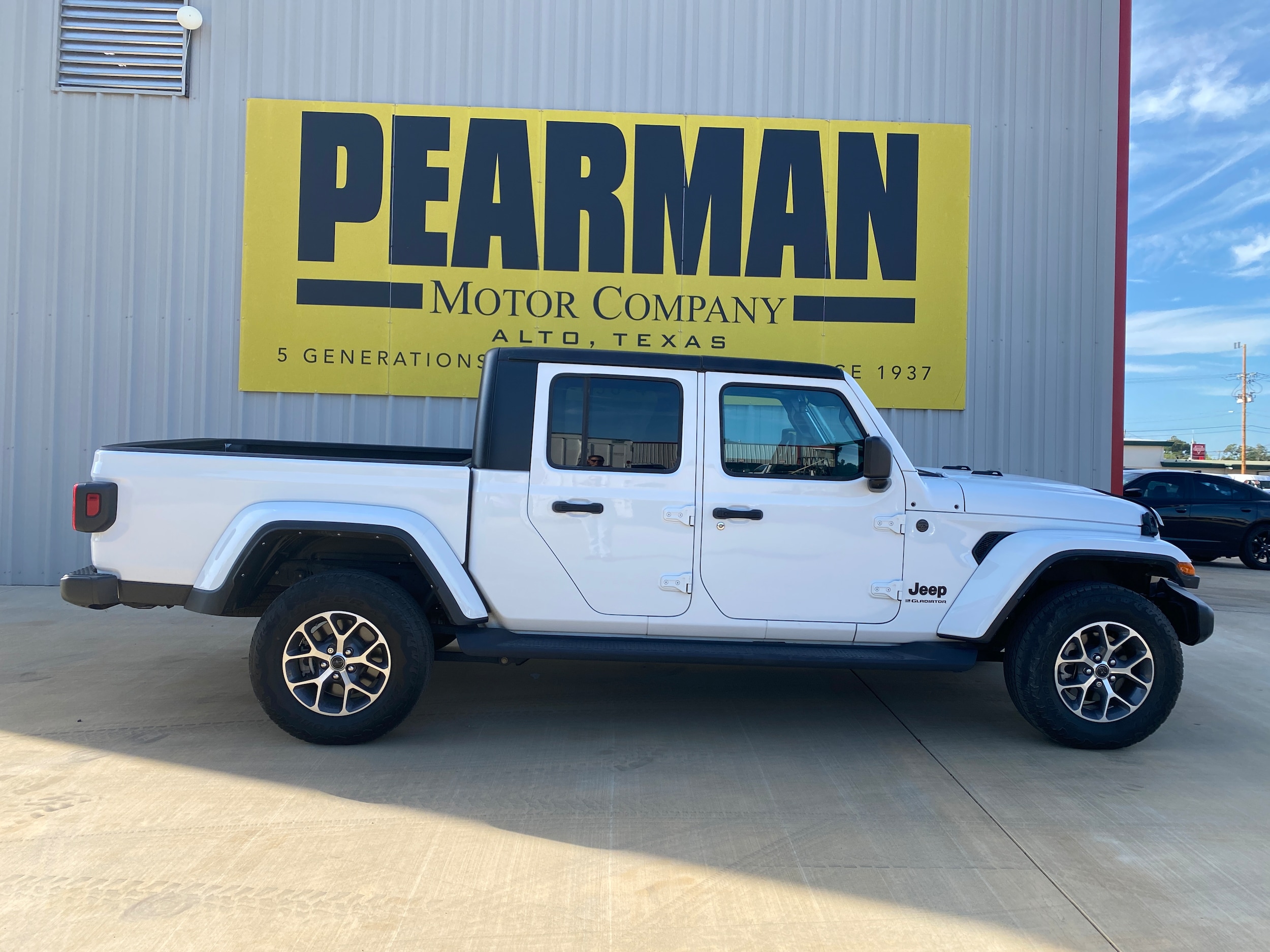 2024 Jeep Gladiator