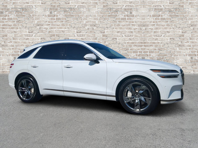 2025 GENESIS GV70