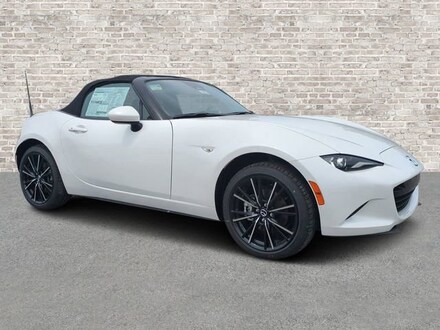 2026 Mazda MX-5 MIATA Grand Touring CONVERTIBLE