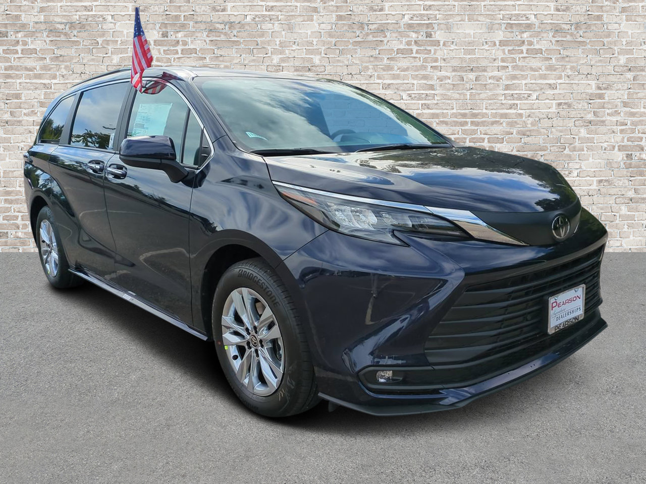 2026 Toyota Sienna XLE 7 PASSENGER