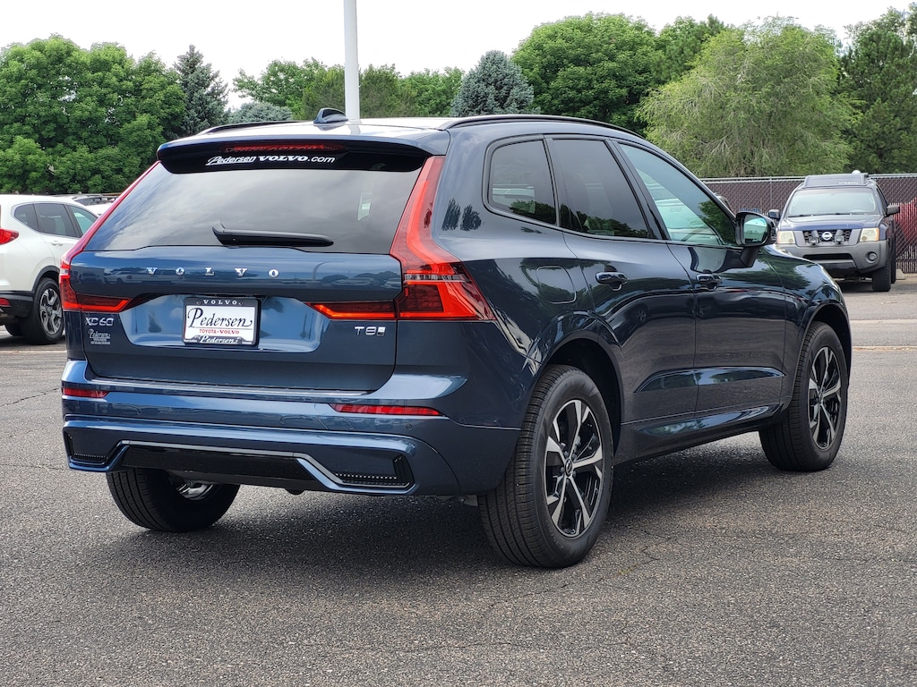 New 2026 Volvo XC60 plug-in hybrid T8 Core SUV