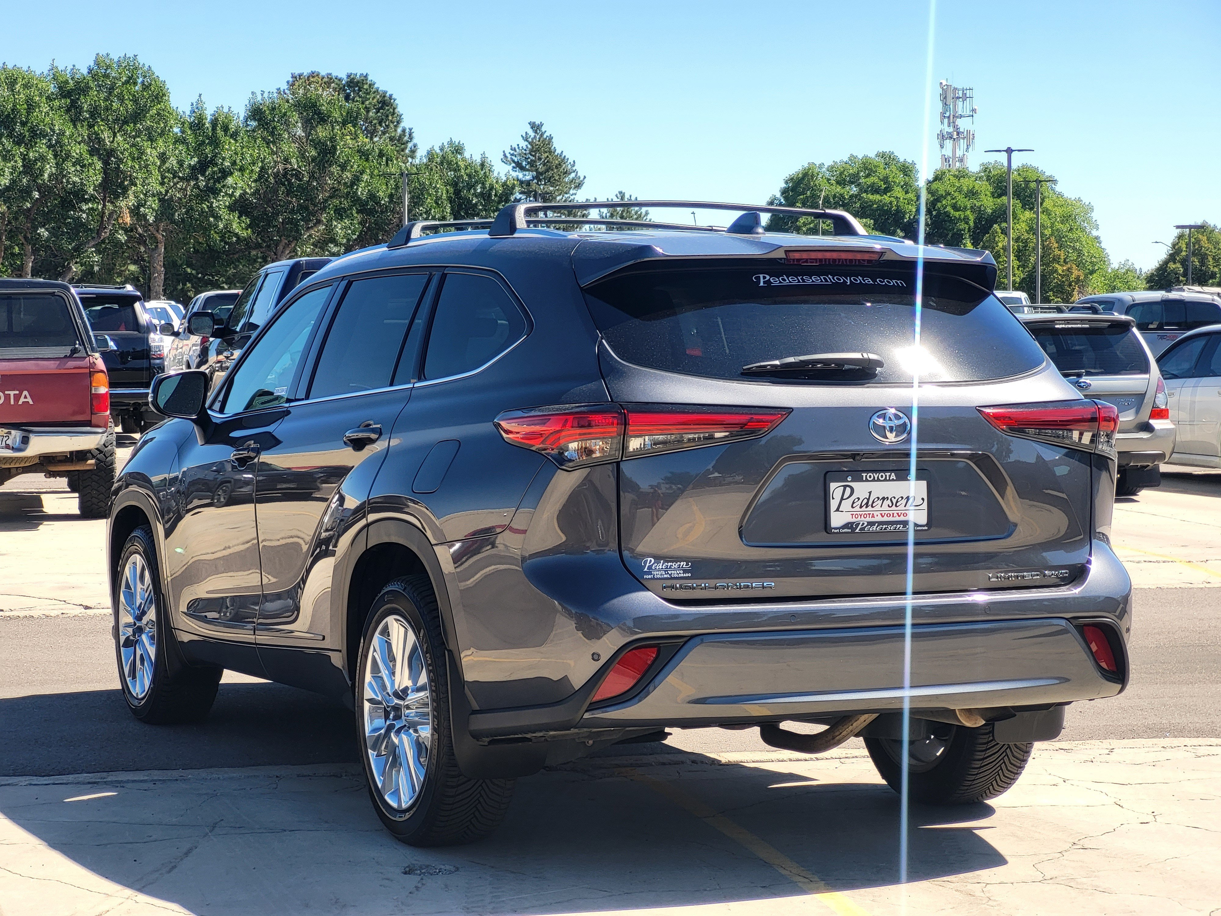 Used 2023 Toyota Highlander Limited Limited AWD