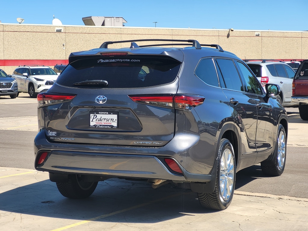 Used 2023 Toyota Highlander Limited Limited AWD