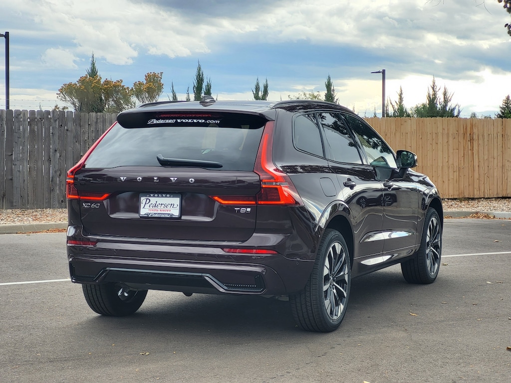 New 2026 Volvo XC60 plug-in hybrid T8 Plus SUV