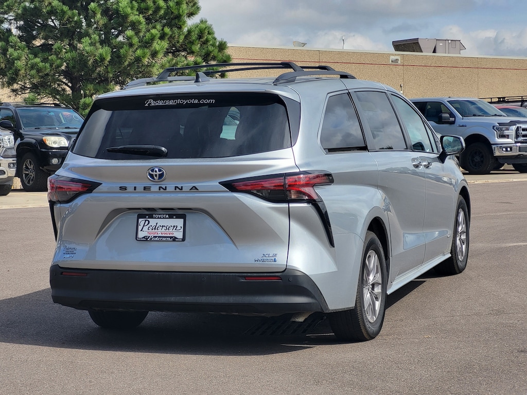 Used 2021 Toyota Sienna XLE 7 Passenger Van
