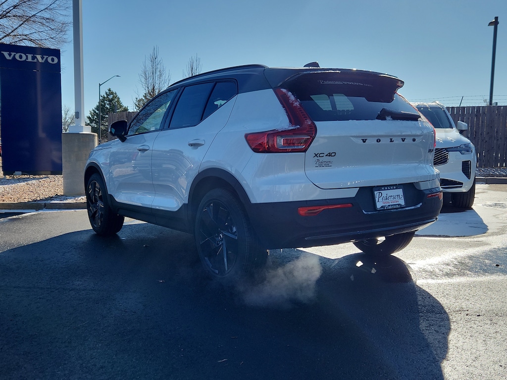 New 2026 Volvo XC40 B5 Ultra Black Edition SUV