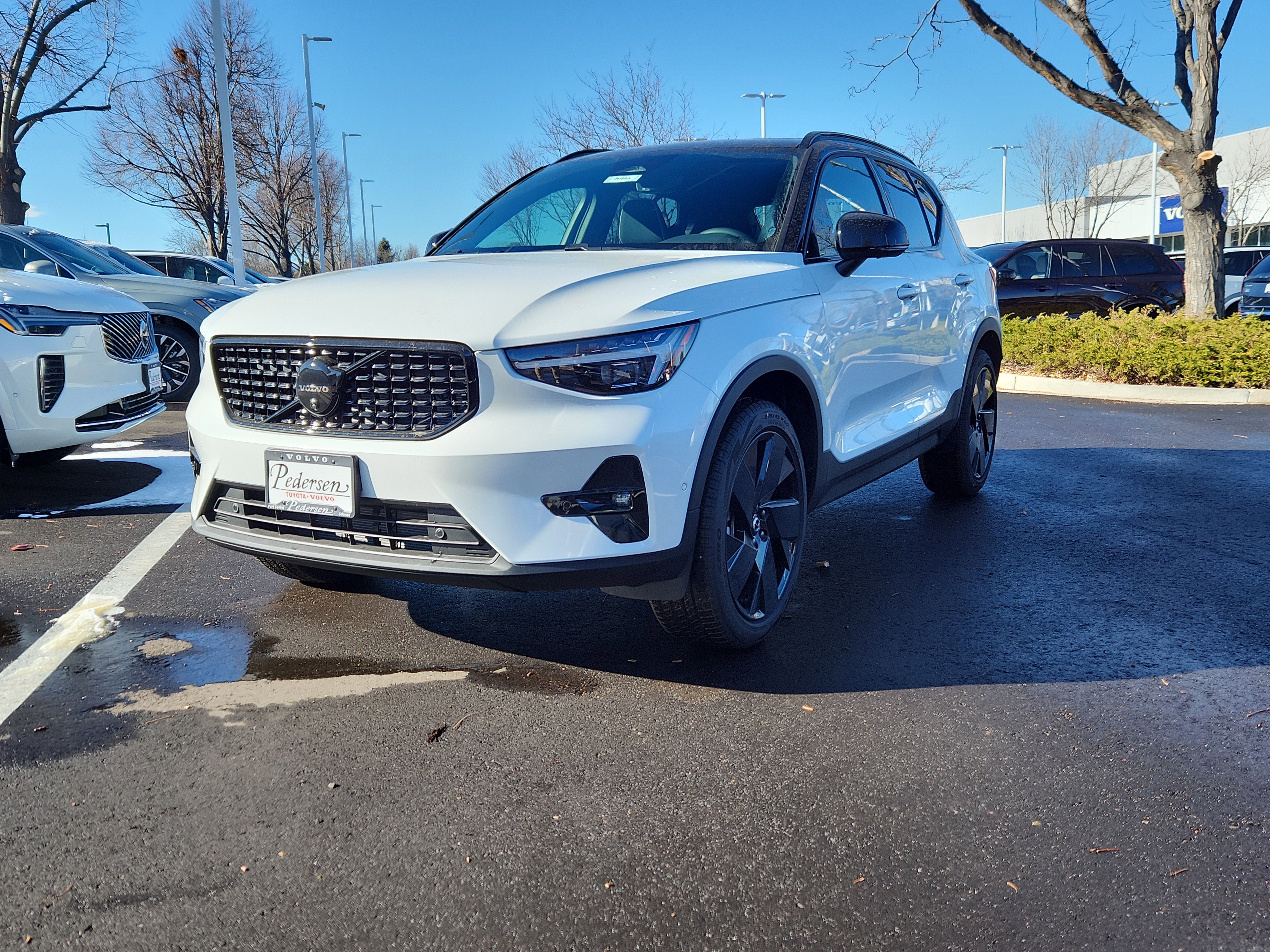 New 2026 Volvo XC40 B5 Ultra Black Edition SUV