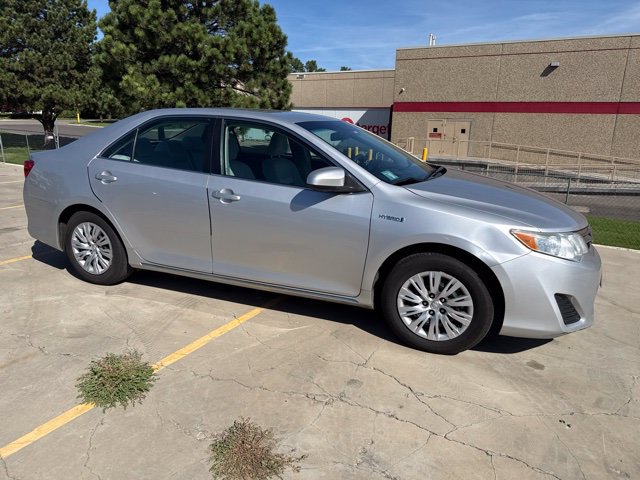  Toyota Camry Hybrid
